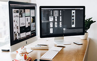 《数字黑洞：全球社交网络集体沦陷的24小时》