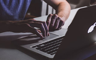 《软饭逆袭？赘婿明星借岳家东风后密谋“金蝉脱壳”》